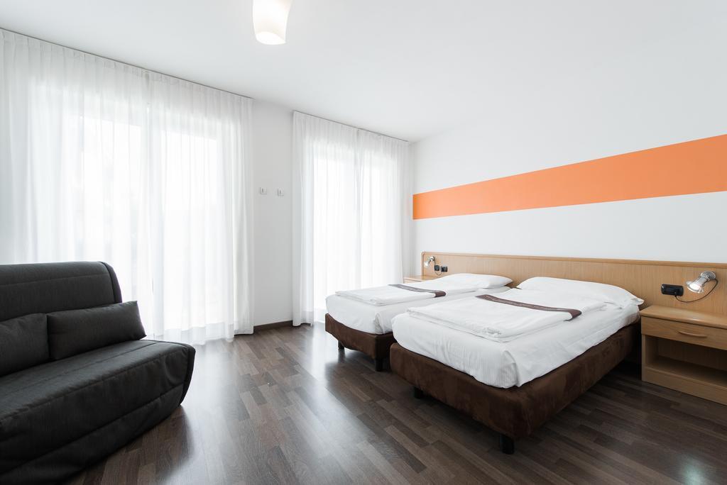 Sporthotel Villa Stella Torbole Sul Garda Eksteriør bilde