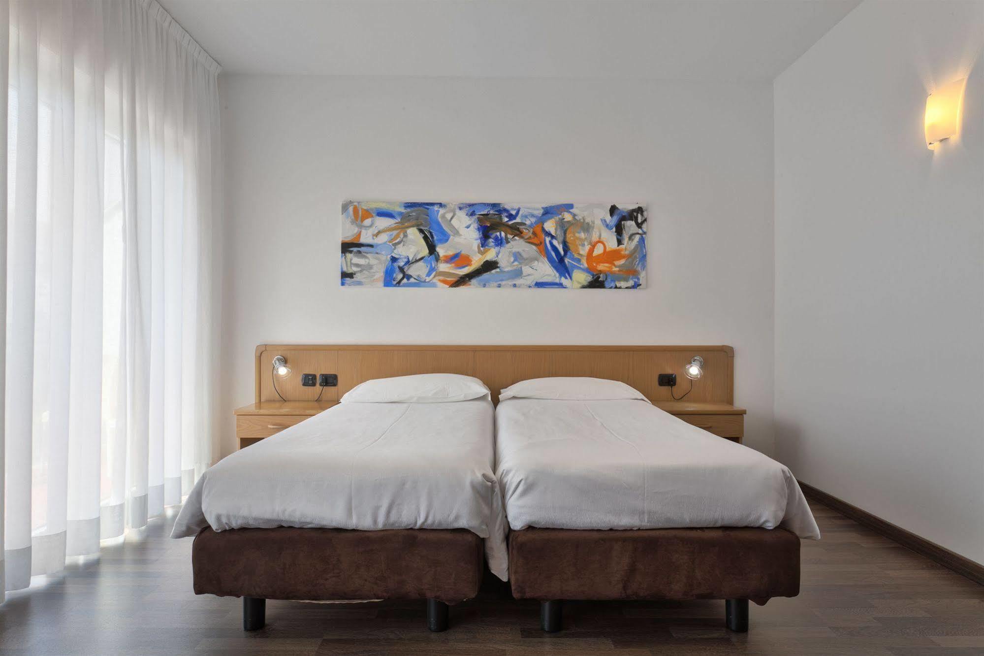 Sporthotel Villa Stella Torbole Sul Garda Eksteriør bilde