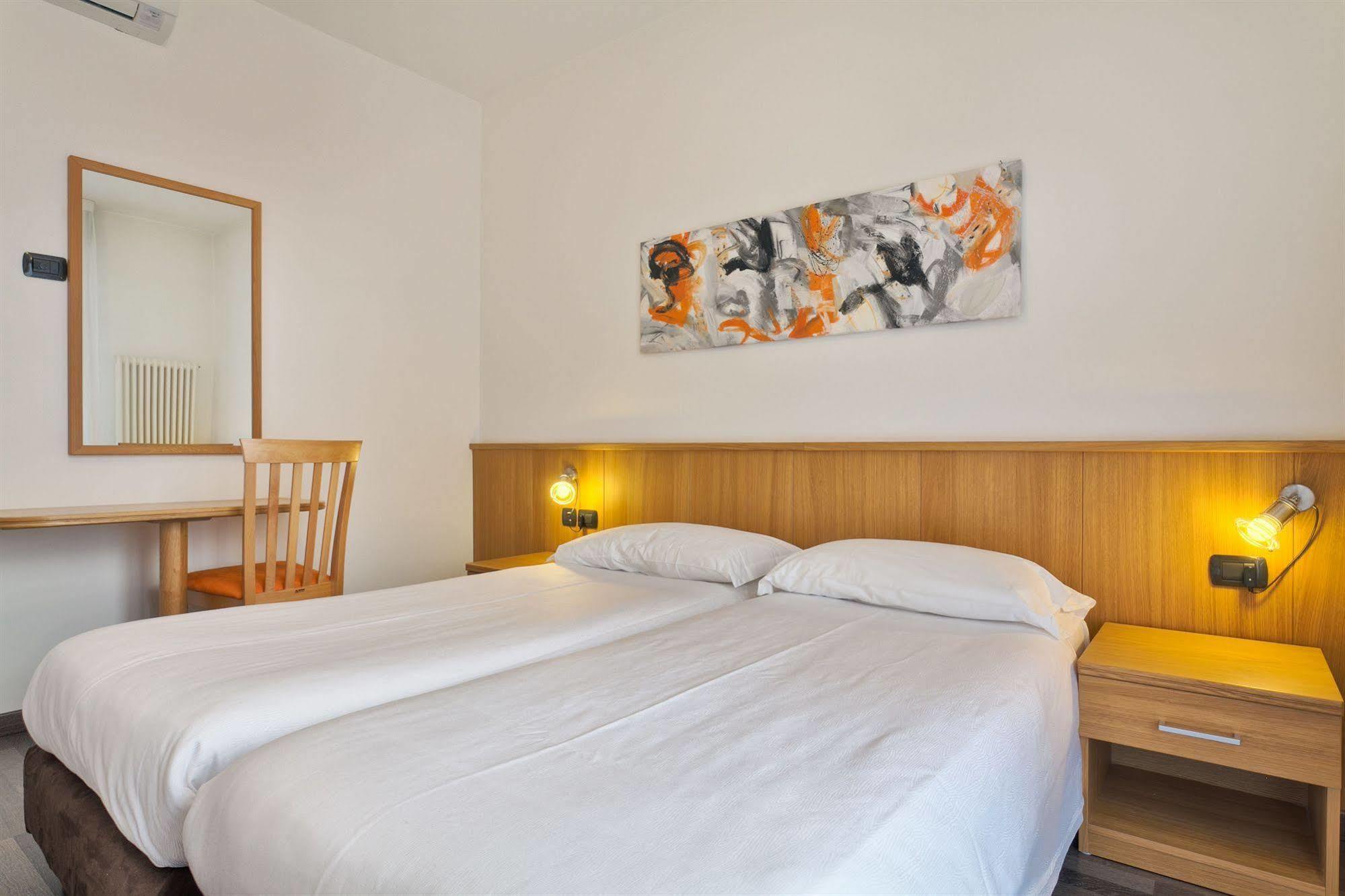 Sporthotel Villa Stella Torbole Sul Garda Eksteriør bilde
